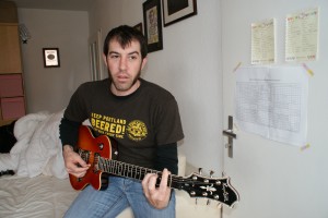 ...In addition to posing I also can play F#m...